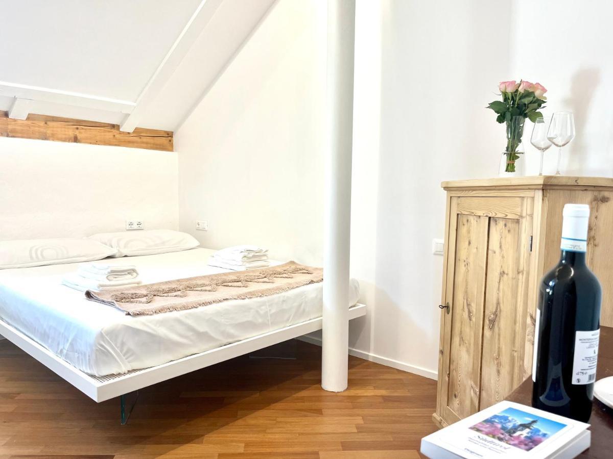 Historic Rooms And Apartments In The City Centre Of Bolzano Exterior foto